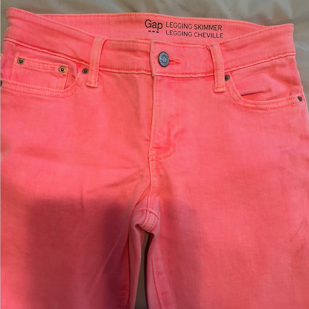 🩷 GAP bright pink skinny jeans 🩷